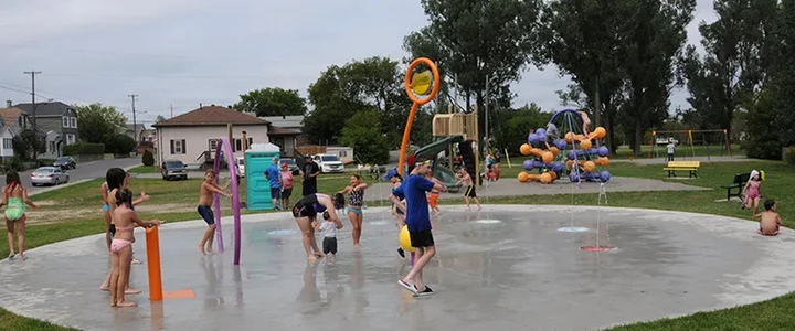 Splash-pad water play pictured on Greater Sudbury’s municipal splash-pad page.